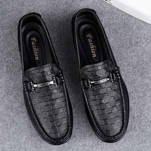 Luxury CrocEmbossed Round Toe Penny Loafers