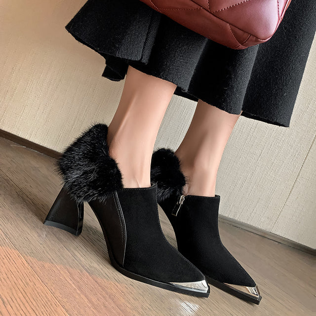 Bold Contrast Pointed Toe Heels