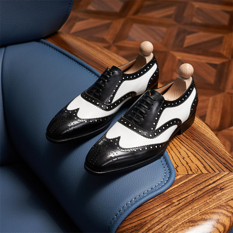 Luxorique Timeless Elegance Lace-Up