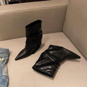 AlliLux Pointed Toe Alligator Cuban Heel Boots