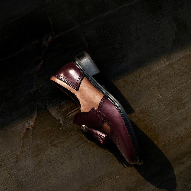 Celestova Opulessa Elegant Desk Footwear