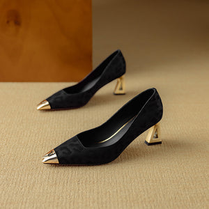 Marbelleve Classic Pumps