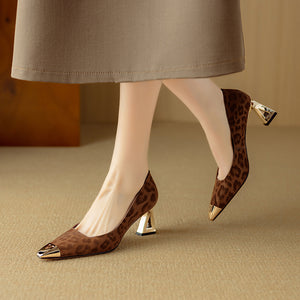 Marbelleve Classic Pumps