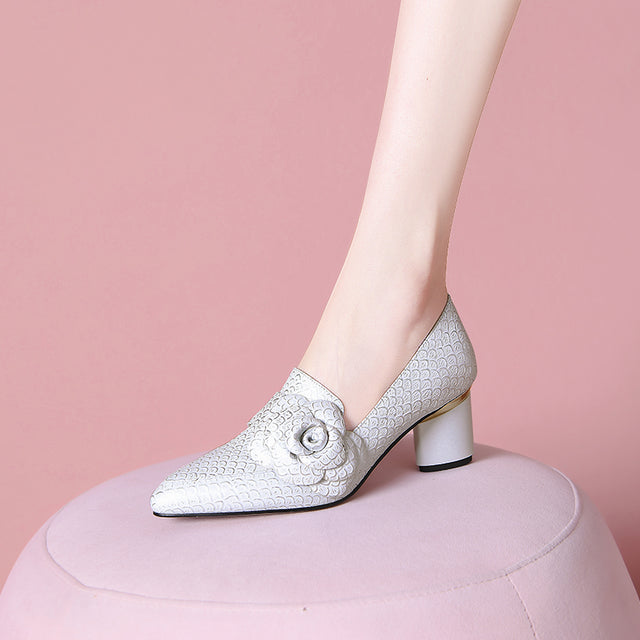 Lustrévo Veltique Luxe Heels