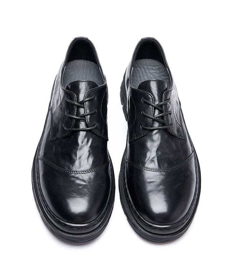 Lavish Leather Lace-Up: Elegant Round Toe Dress Shoes