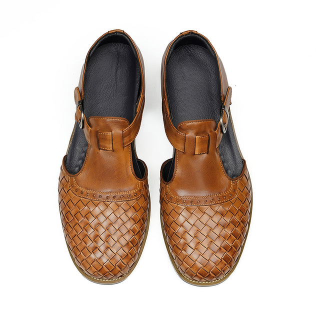 Eldorian Chic Buckle Leather Sandals