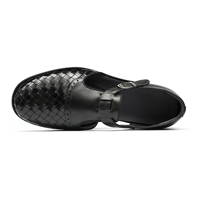 Eldorian Chic Buckle Leather Sandals