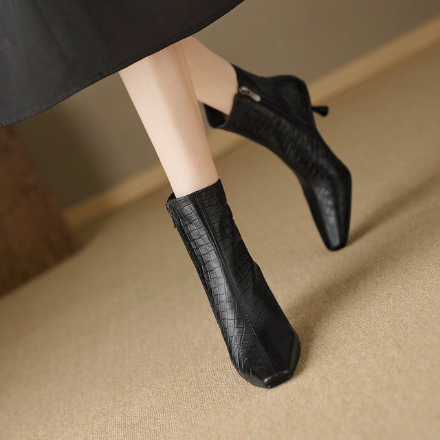 Auburnyx Couture Pointed Toe Event Boots