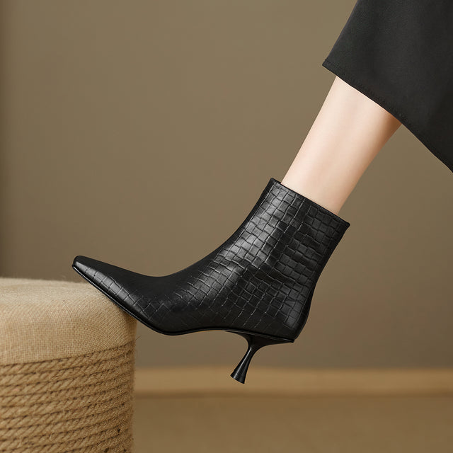Auburnyx Couture Pointed Toe Event Boots