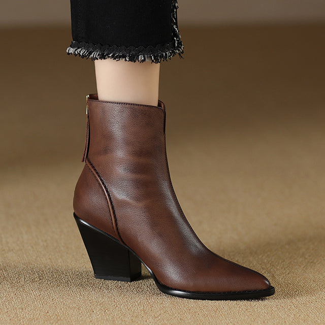 LeathElegance Pointed-Toe Winter Boots with Zip Closure