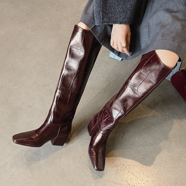 Veltique Timeless Elevation Boots