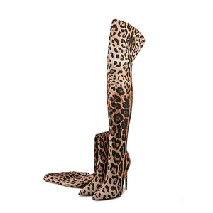 Ebonique Signature Zipper Boots