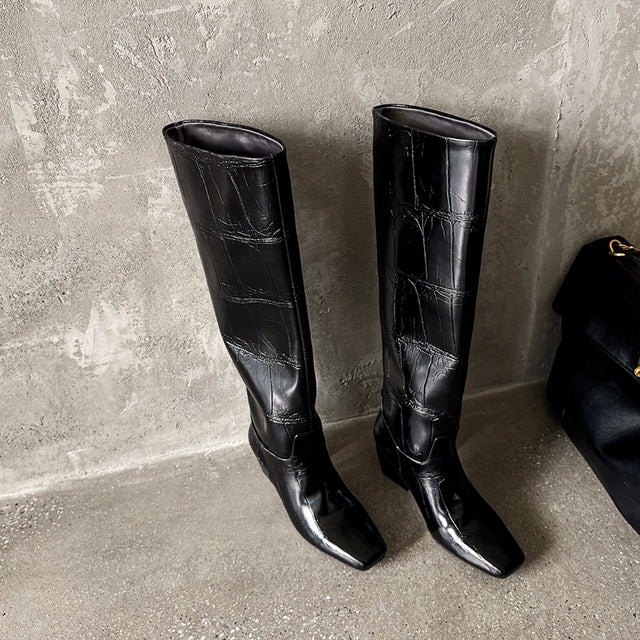 Veltique Timeless Elevation Boots