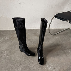 Veltique Timeless Elevation Boots