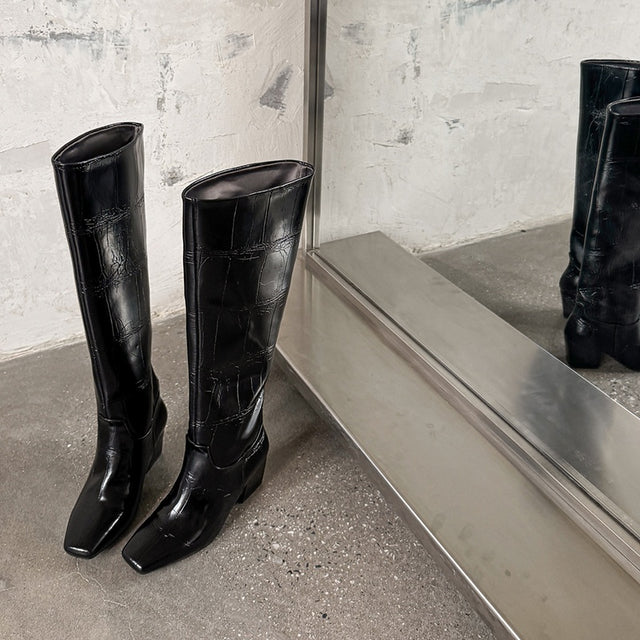 Veltique Timeless Elevation Boots