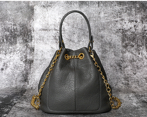 Ostranuxe Opulessa Chain Tote