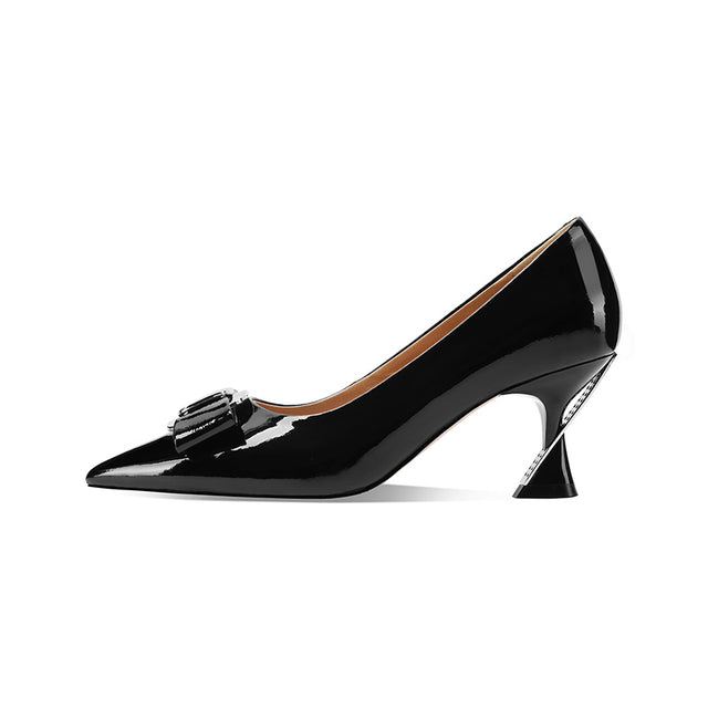 RetroLuxe Classy Leather Stiletto Pumps