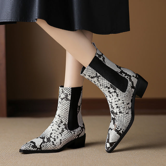 Zereluxe Slip On Ankle Boots