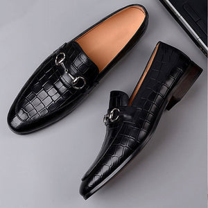 Elegant Round-Toe Cow Leather Loafers