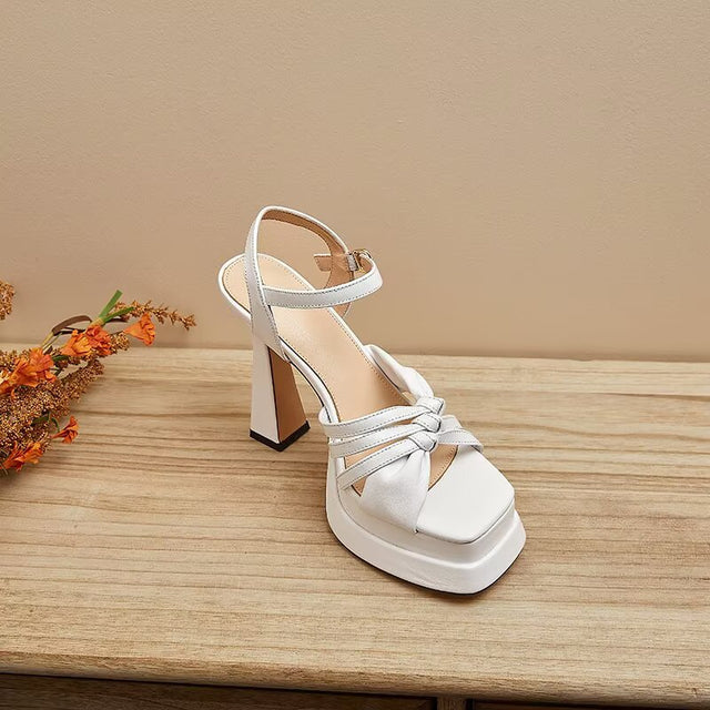 Enlevira Glow Heels