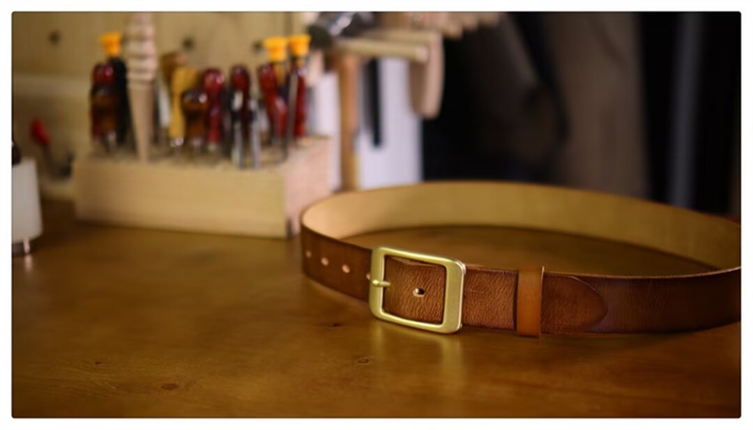 Elegant Copper Buckle Cowskin Belt