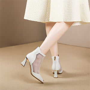 SvelteZip Cow Leather Pumps