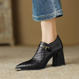 Refined Pointed Toe Leather Flats