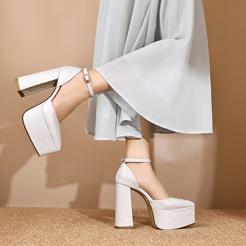 Enlevira Star Heels