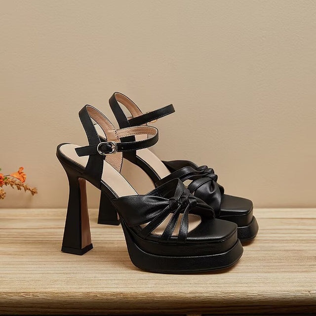 Enlevira Glow Heels
