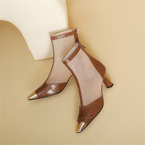 ZipElegance Pointed Heel Pumps