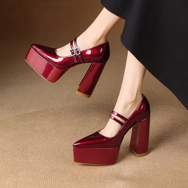 Draminera Mystery Heels