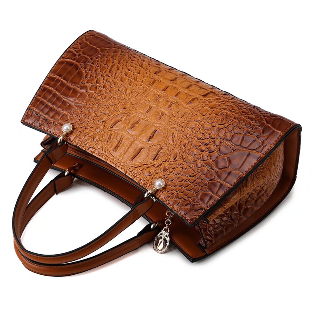 Trendsetter Alligator Pattern Bag