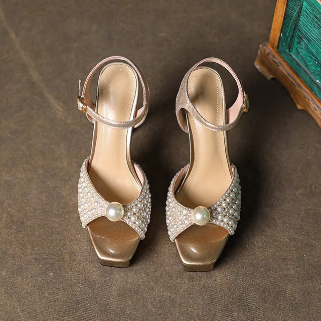 Aravelle Chic Heels