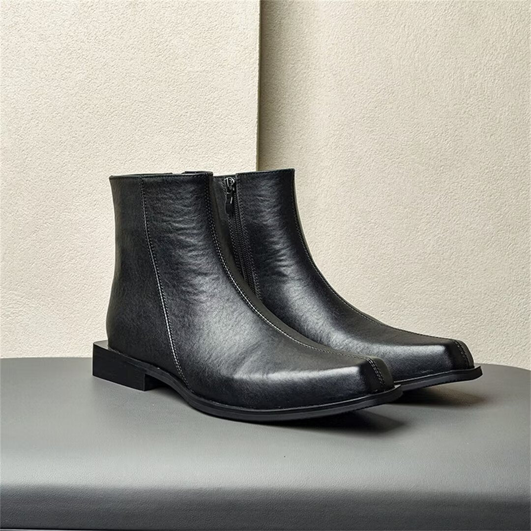 ElegantCow Buckle Round-Toe Men's Boots