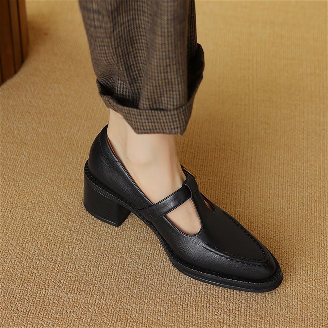 Elegant Pointed Toe Women Sandals