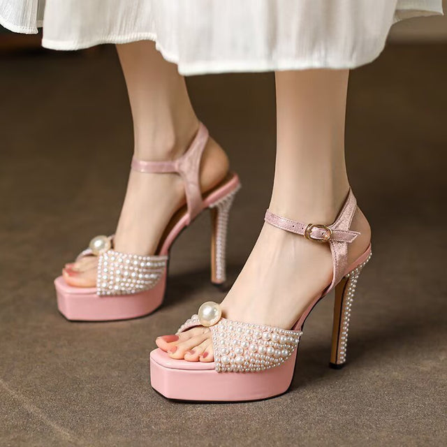 Aravelle Chic Heels
