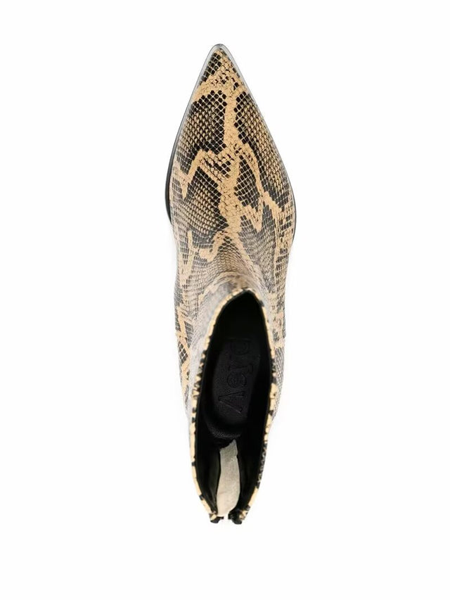 Braviora Spirit Heels
