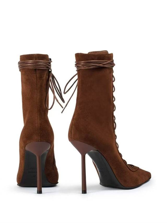 Stelaria Star Heels