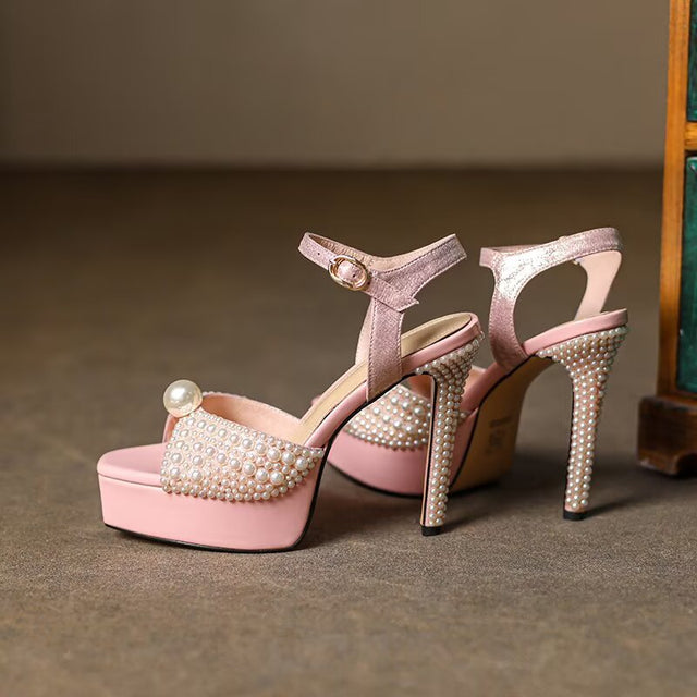 Aravelle Chic Heels