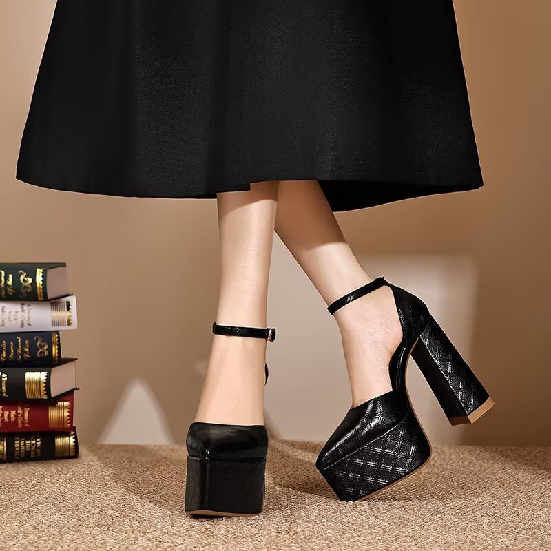 Enlevira Star Heels