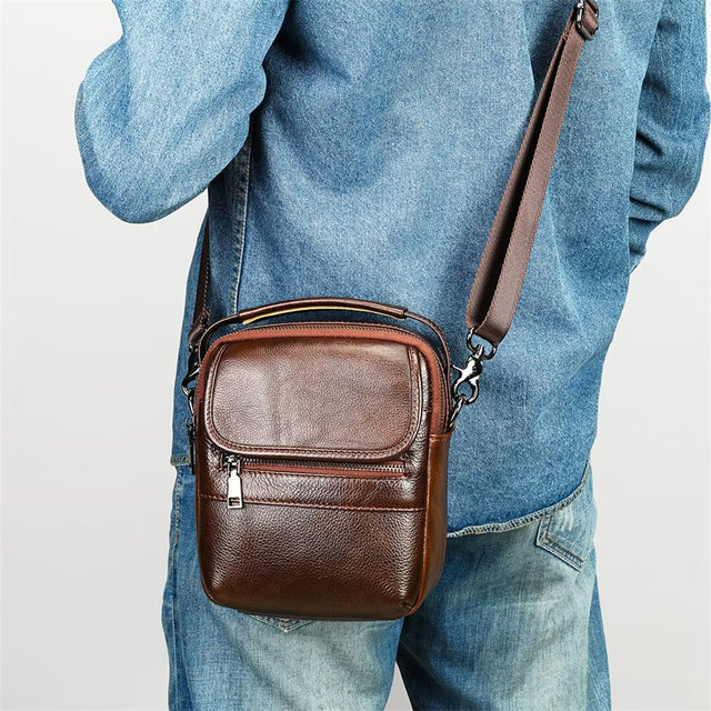 Fashionable Frontier Men's Leather Bag