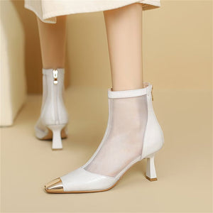 ZipElegance Pointed Heel Pumps