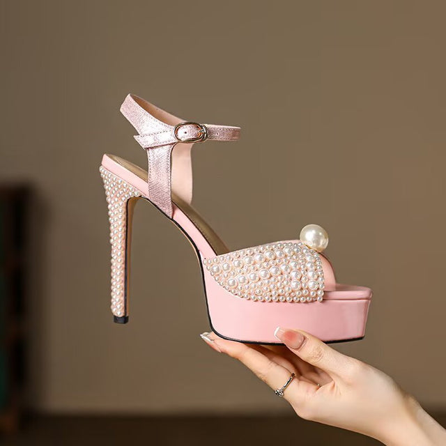 Aravelle Chic Heels
