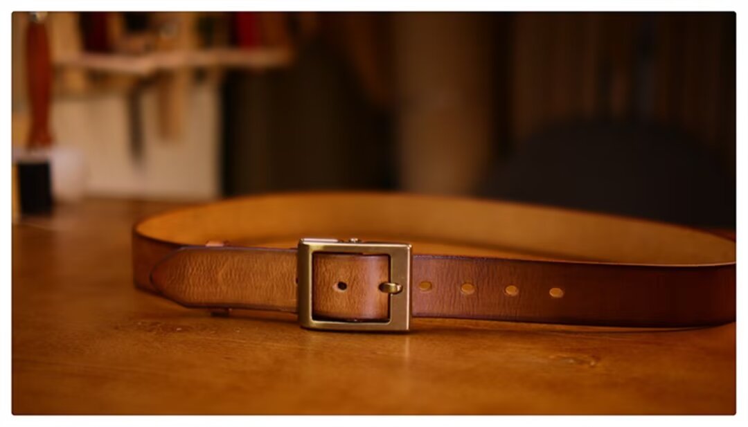 Signature Cowskin Belt with Copper Accent