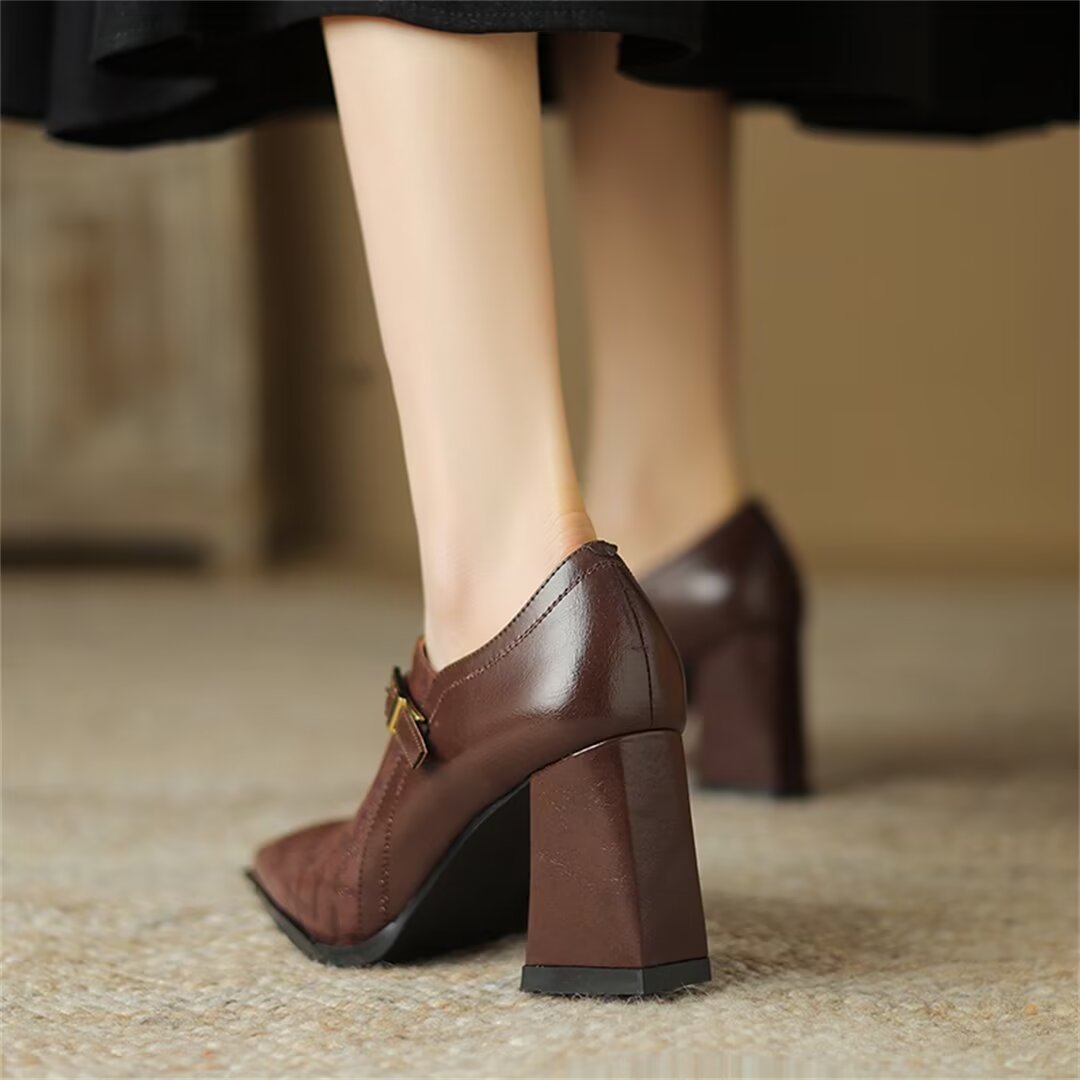 Refined Pointed Toe Leather Flats