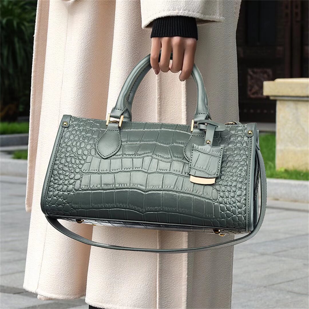 GlamGator Textured Handbag