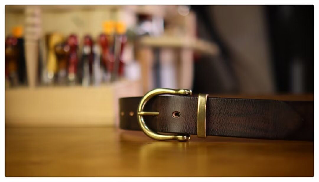 Sophisticated Solid Cowskin Belt