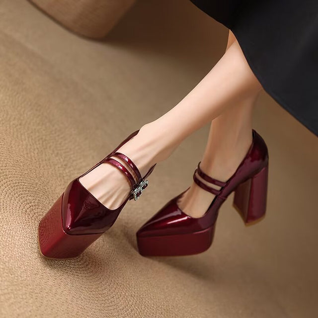Draminera Mystery Heels