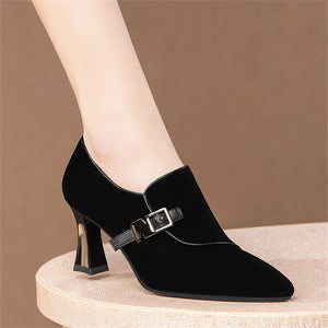 Pointed Precision Cow Leather Pumps