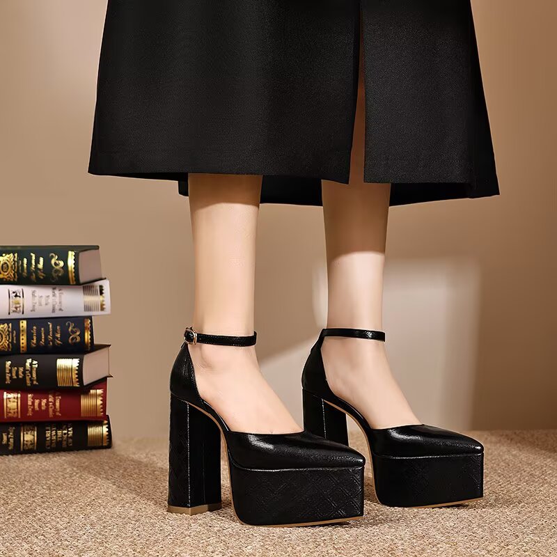 Enlevira Star Heels